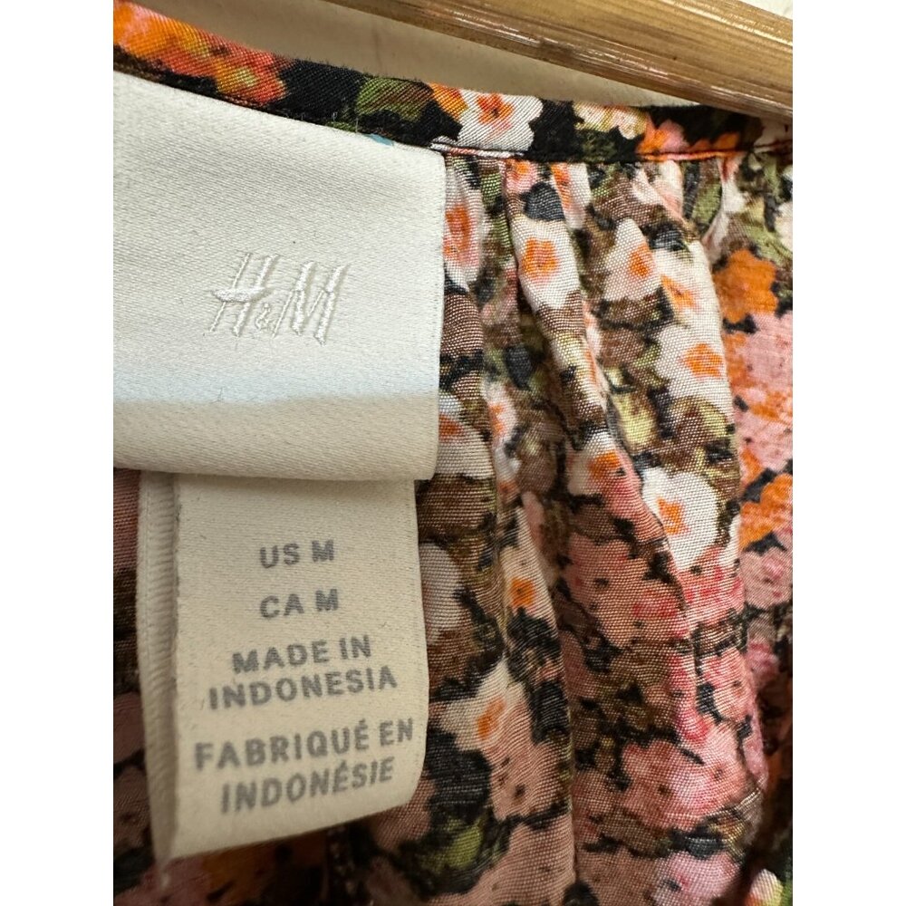 H&M Womans Floral Tiered Mini Dress Cottagecore Beachy Boho Size M Peasant Puff - Picture 2 of 11